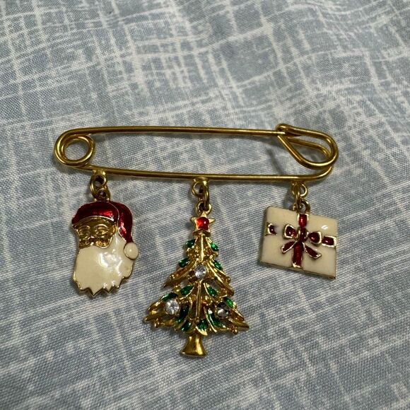 Vintage Avon Christmas Safety Pin Charm Brooch - Picture 1 of 4